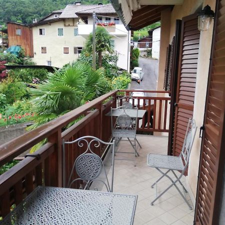Haus Moeltner - Apartment Aviam Caldaro Exteriör bild